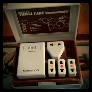 Norelco Travel Care Int'l travel kit plug adapters